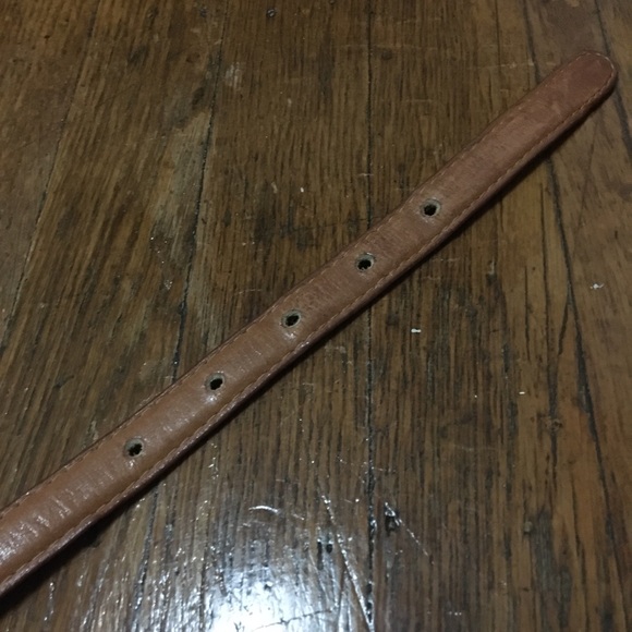 Coach Leather Belt. Made of cowhide and brass - Picture 8 of 16